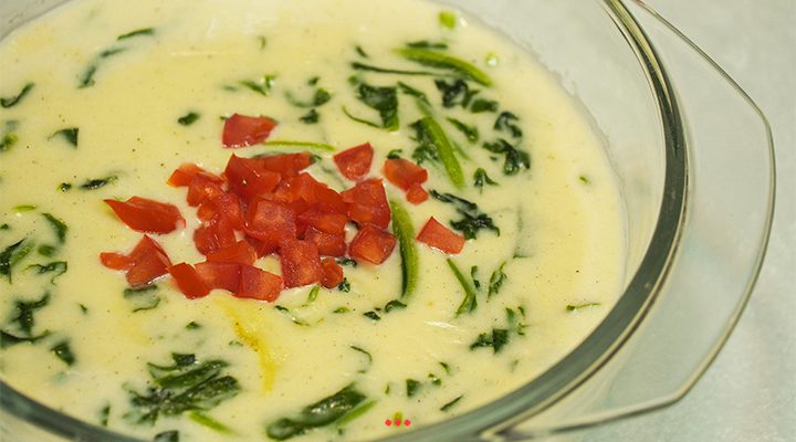 طرز تهیه سوپ اسفناج با شیر