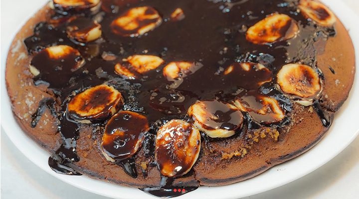 طرز تهیه کیک موز شکلات در تابه